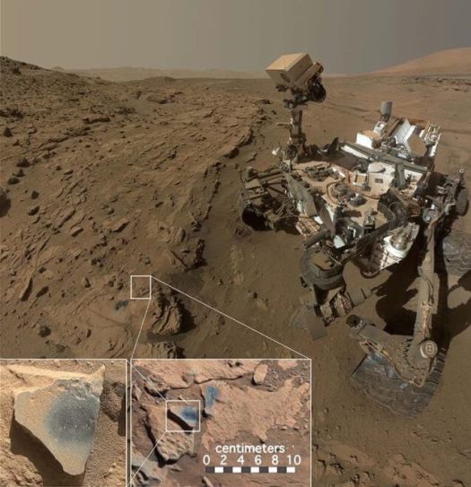 Curiosity rover and evidnce of managnese oxide on rock at xxx